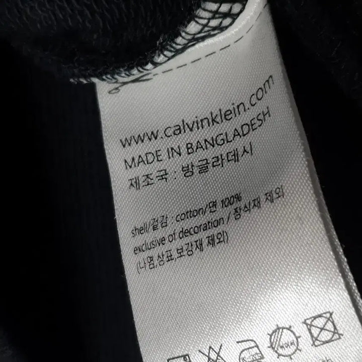 [SOLD OUT] 캘빈클라인 퍼포먼스 블랙 맨투맨 티셔츠 여성105