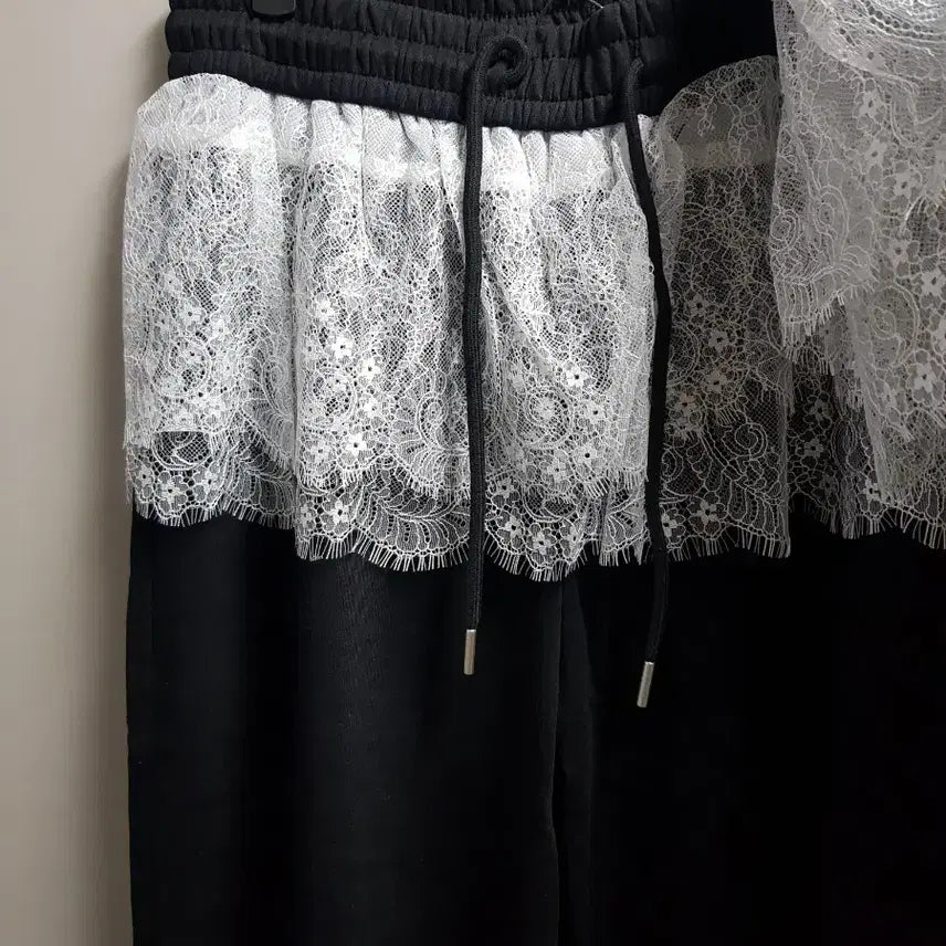 [BUNJANG] Lace Trim Wide Leg Spring Training Pants (Melange Grey) / 새옷)~88 레이스달린 와이드 트레이닝 밴딩 봄팬츠 그레이만