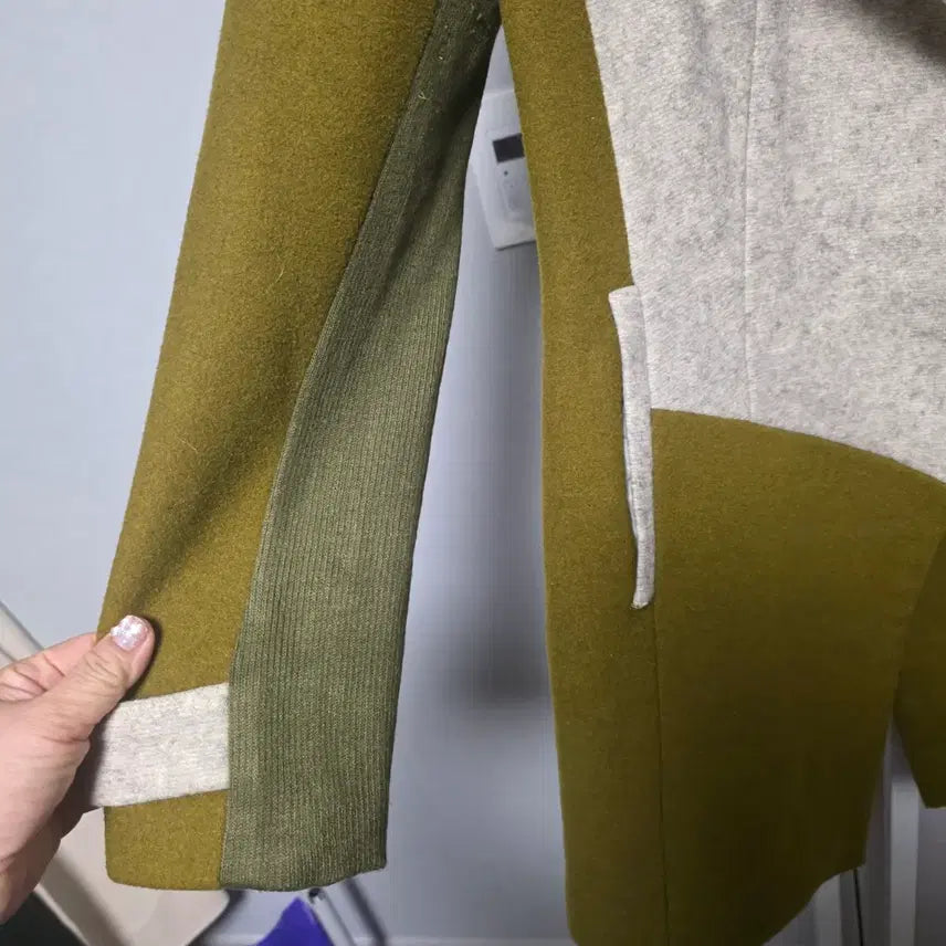 [BUNJANG] VANOGIRL Hooded Color Block Coat / VANOGIRL 후드 톤배색 코트