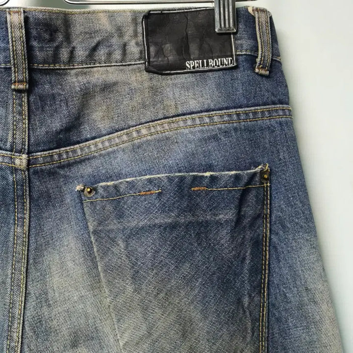 [BUNJANG] Spellbound Straight Jeans / [M] Spellbound 스트레이트 진