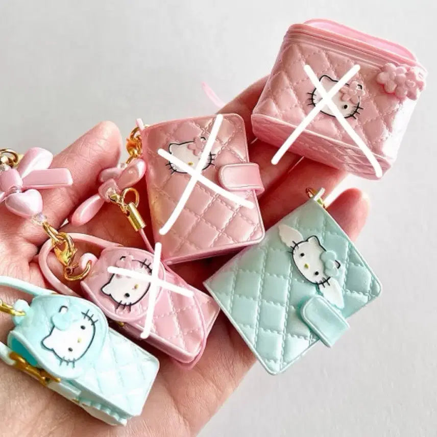 [BUNJANG] Sanrio Hello Kitty Quilt Strap Keyring Bag / 일본정품/새상품/산리오/헬로키티/미니어쳐/퀼트/퀼팅/스트랩