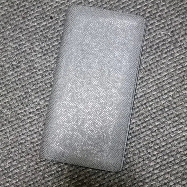 [BUNJANG] Louis Vuitton Taiga Long Wallet for Men / 루이비통 타이가 남자장지갑