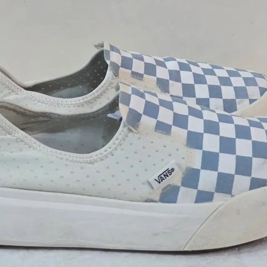 [BUNJANG] Vans Comfycush One Slip-On Checkerboard Marshmallow Sky Blue Mule Sneakers / [275] 반스 컴피쿠시 원 슬립온 체커보드 마쉬멜로우 스카이블루 뮬