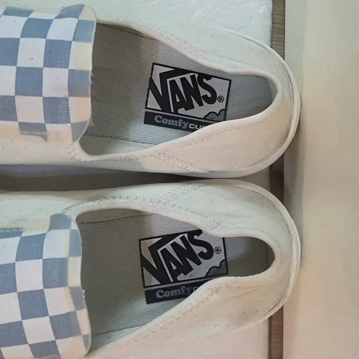 [BUNJANG] Vans Comfycush One Slip-On Checkerboard Marshmallow Sky Blue Mule Sneakers / [275] 반스 컴피쿠시 원 슬립온 체커보드 마쉬멜로우 스카이블루 뮬