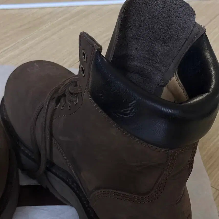 [BUNJANG] Lost Garden Root Brown Size 43 / 로스트가든 루트 브라운 43 사이즈