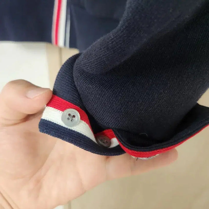 [BUNJANG] Thom Browne Navy Three Stripe Sweatshirt / 톰브라운 네이비 백삼선 맨투맨1사이즈 정품 상태 최상 팔아요