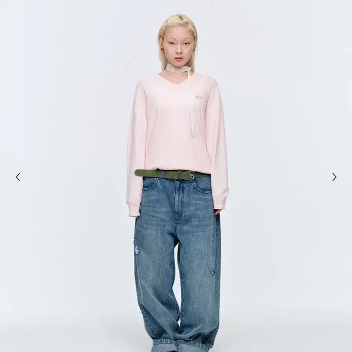 [BUNJANG] MMLG Pink V-Neck Sweater / 엠엠엘지 핑크색 브이넥 스웨터