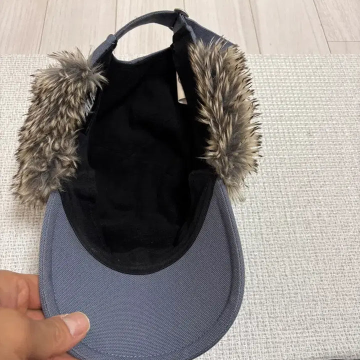 [SOLD OUT] 팔라스 코듀라 도그 이어 6-패널 네이비 - 24FW