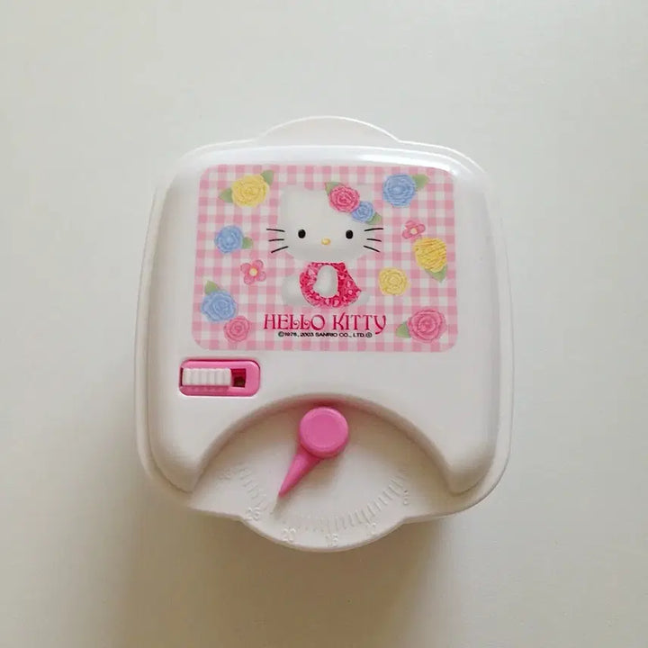 [BUNJANG] Hello Kitty Rose Lunchbox / 고전 장미 헬로키티 도시락통