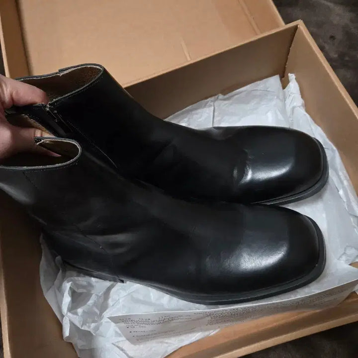 [BUNJANG] Romantic Move Square Toe Zip-up Boots / 로맨틱무브 스퀘어토 집업 부츠