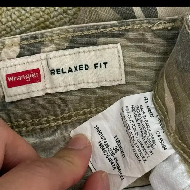 [BUNJANG] Wrangler Military Pattern Cargo Shorts (Size 36) / 랭글러 카고 밀리터리 패턴 하프 팬츠 (36)