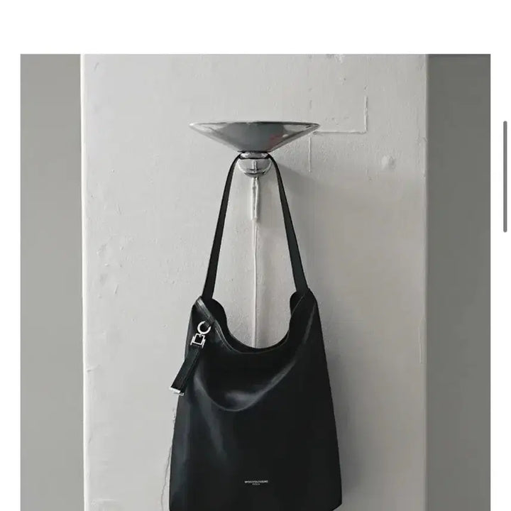 [BUNJANG] Wooyoungmi Black Nylon Shoulder Bag / 우영미 블랙 나일론 숄더백