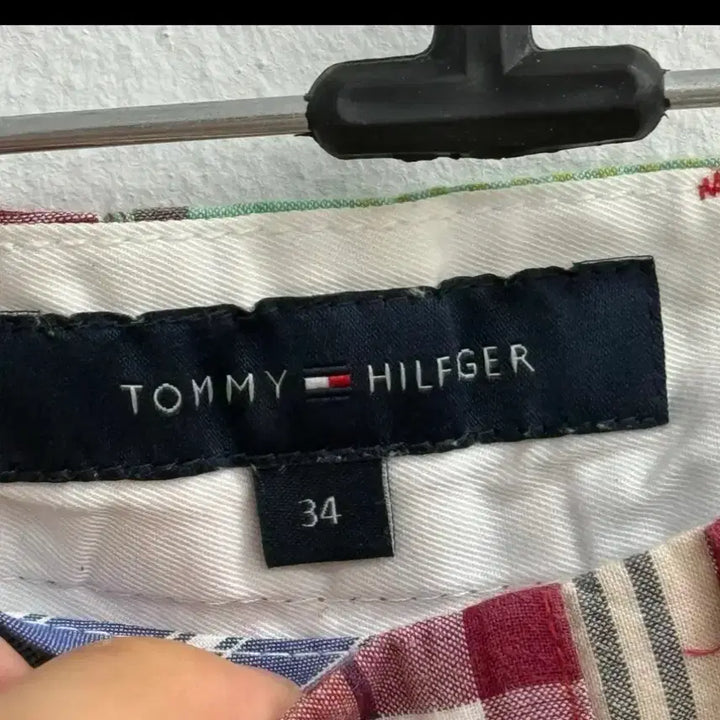 [BUNJANG] Tommy Hilfiger Patchwork Shorts (Size 34) / 타미힐피거 패치워크 반바지 (34)