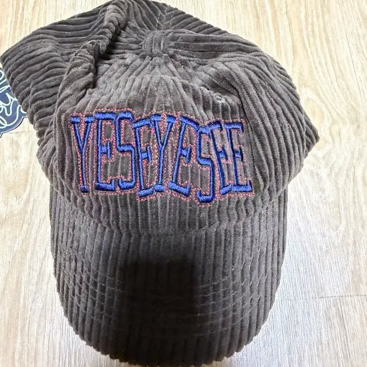 [BUNJANG] YESEYESEE Corduroy Ball Cap / 예스아이씨 모자