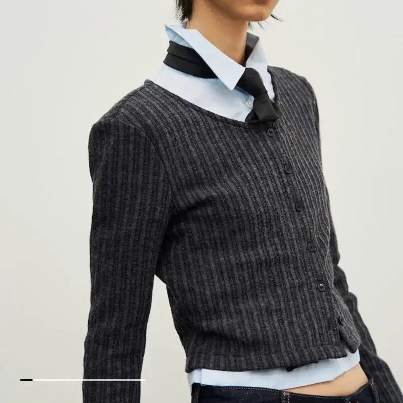 [BUNJANG] 8seconds Cardigan / 에잇세컨즈 가디건 챠콜 니트지 카디건