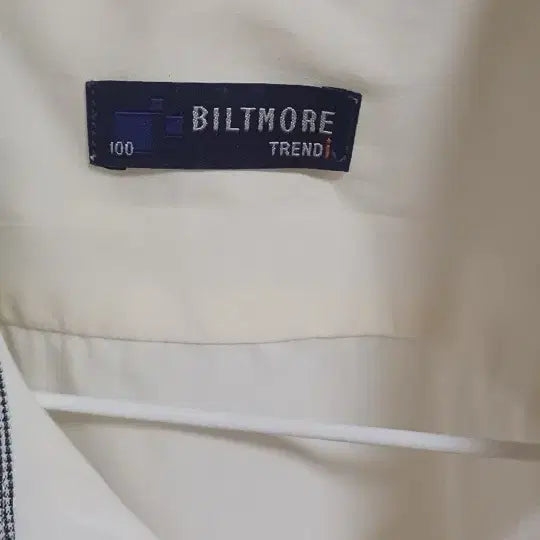 [BUNJANG] Builtmore White Shirt 100 / 빌트모아 화이트 셔츠 100
