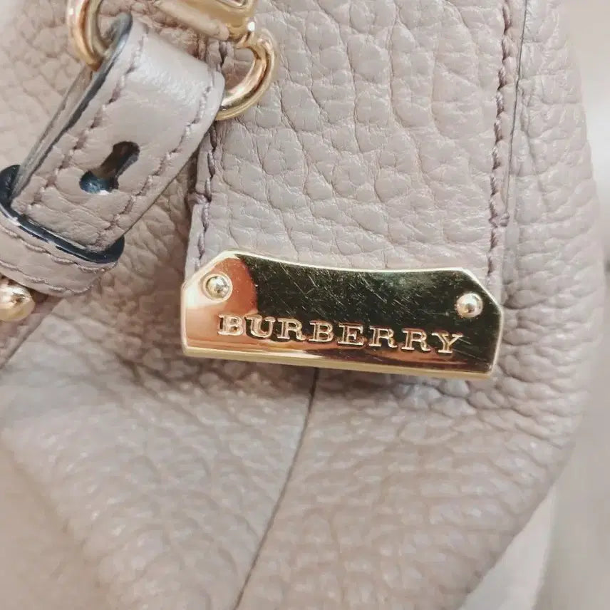 [BUNJANG] Burberry Leather Tote Bag with Invoice / (정품)버버리 가죽 토트백 겸 숄더백 인보이스 있음