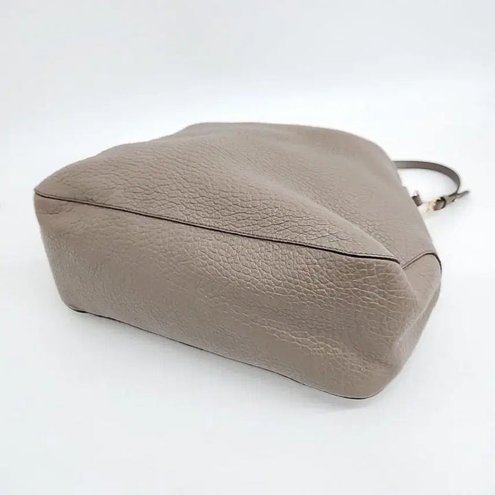 [SOLD OUT] (정품)버버리 가죽 토트백 겸 숄더백 인보이스 있음
