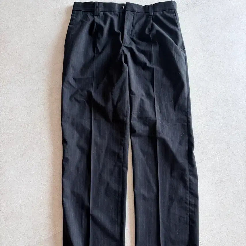 [BUNJANG] H&amp;M Striped Slacks - Size 32 / H&amp;M 스트라이프 슬랙스 32