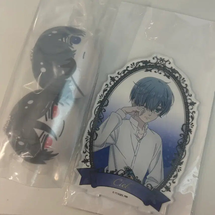 [SOLD OUT] 흑집사 시엘 팬텀하이브 패밀리마트 콜라보 아크릴 세바스찬 만쥬