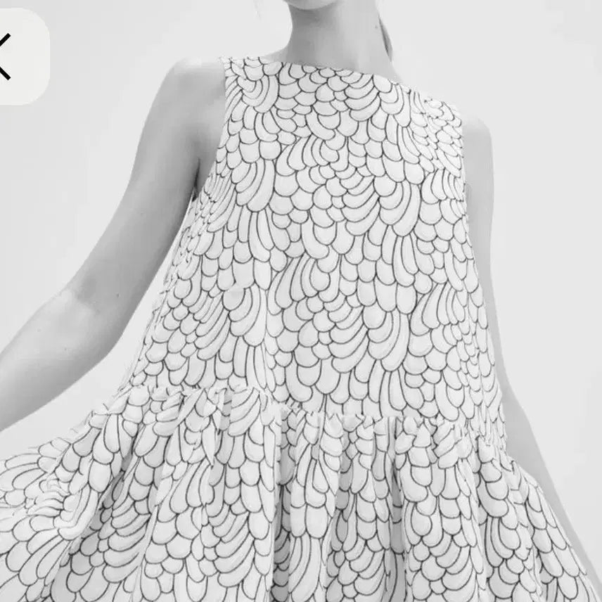 [BUNJANG] Maje REFLET BLANC Layered Embroidered Sleeveless Dress / [정품] 마쥬(maje) 자수 레이어드 민소매 원피스 (2사이즈/55~