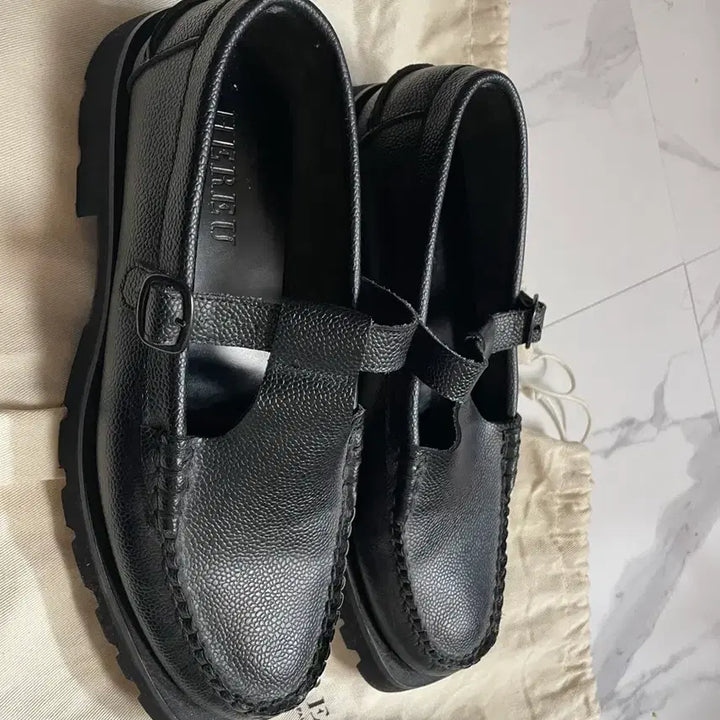 [BUNJANG] Hereu Mary Jane Loafer T-Bar Treadsole / 헤레우 메리제인 로퍼 앨버 스포츠 T바 트레드솔 스페인