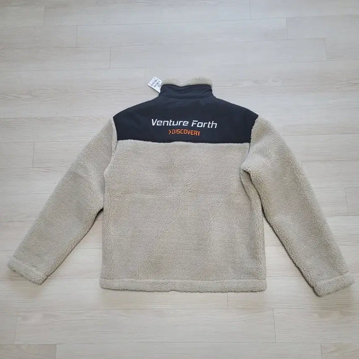 [BUNJANG] Discovery Fleece Jacket (M) / (새상품)디스커버리 양털 후리스 뽀글이 자켓 겨울 점퍼 M