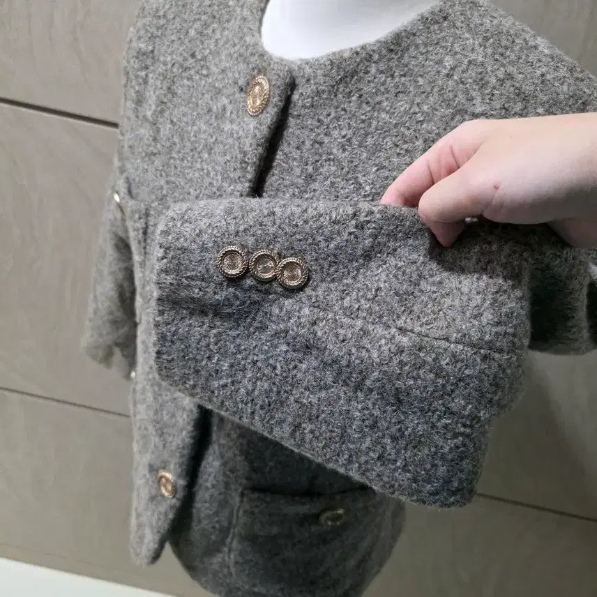 [BUNJANG] Gold Button Gray Jacket (Size 55-66) / 골드버튼 어깨패드 그레이 자켓 (프리 55~66)