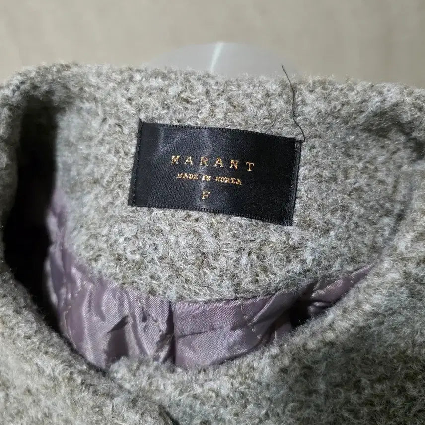 [BUNJANG] Gold Button Gray Jacket (Size 55-66) / 골드버튼 어깨패드 그레이 자켓 (프리 55~66)