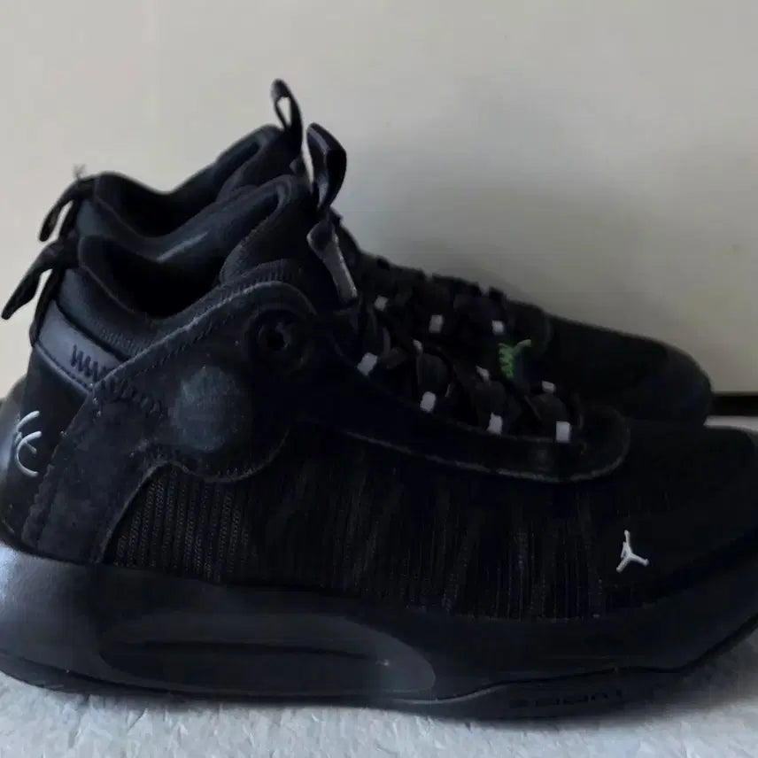 [BUNJANG] Nike Air Zoom Jordan Jumpman 2020 Sneakers / [260] 나이키 에어줌 조던 점프맨2020 블랙안트라사이트ㅡ최저가