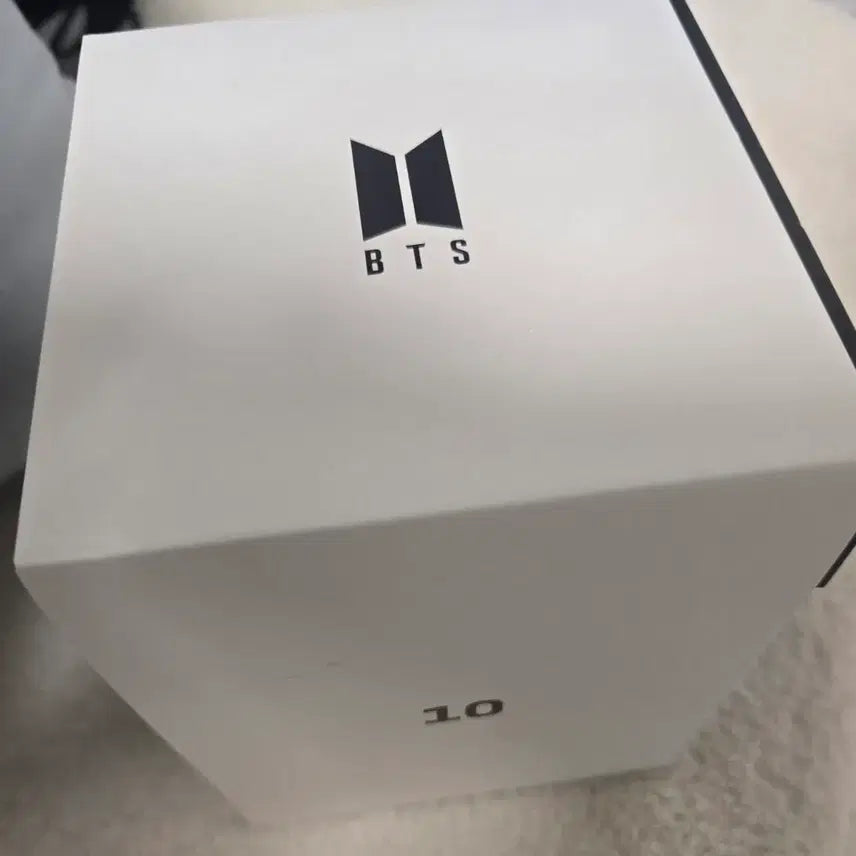 [BUNJANG] BTS Membership Merch Box 10 Snow Globe / BTS 방탄 멤버쉽 머치박스10 스노우볼 판매