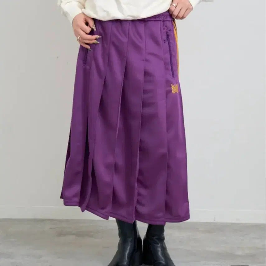 [BUNJANG] Needles Track Skirt / 니들스 트랙스커트