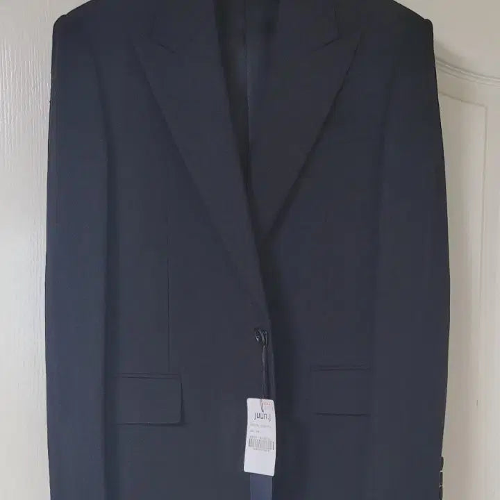 [BUNJANG] Junji Blazer Peak Lapel Jacket (Black) / 준지 블레이저 피크드 자켓(블랙) 새상품 팝니다