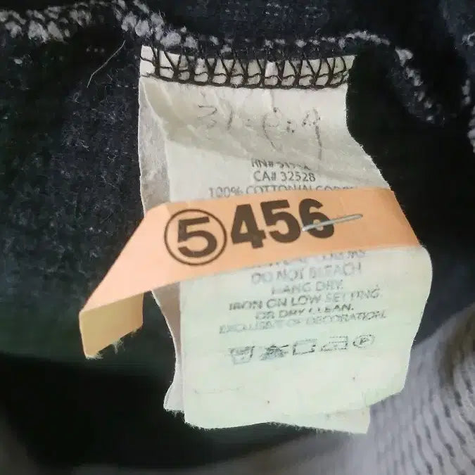 [BUNJANG] Armani Exchange Zip-up Knit (Size S) / 하자 알마니 아르마니 익스체인지 집업 니트 S사이즈 손목시보리헤짐