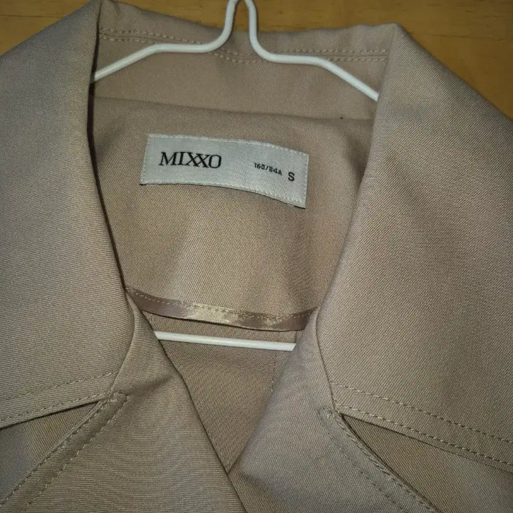 [BUNJANG] MIXXO Double Breasted Coat / MIXXO 더블 브레스티드 코트