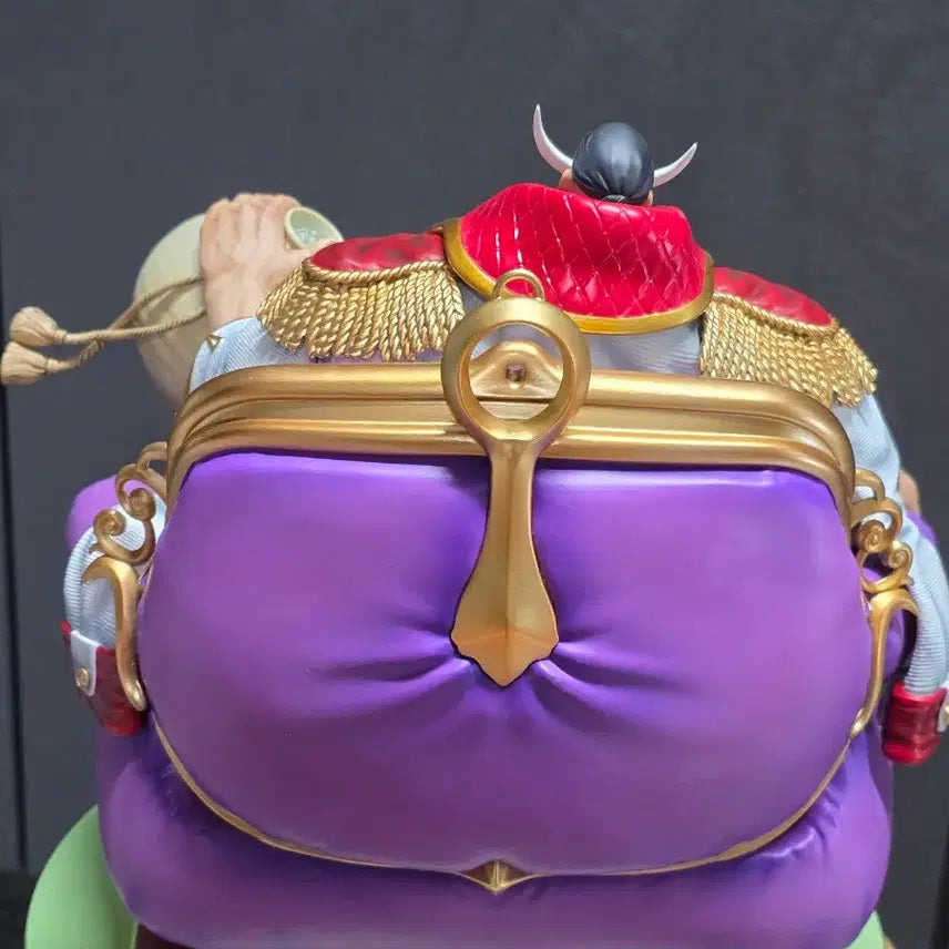 [BUNJANG] BT Whitebeard Resin Figure / 원피스 BT 흰수염 레진