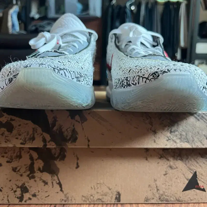 [BUNJANG] LeBron 20 Debut Shoes / 르브론20 270 데뷔