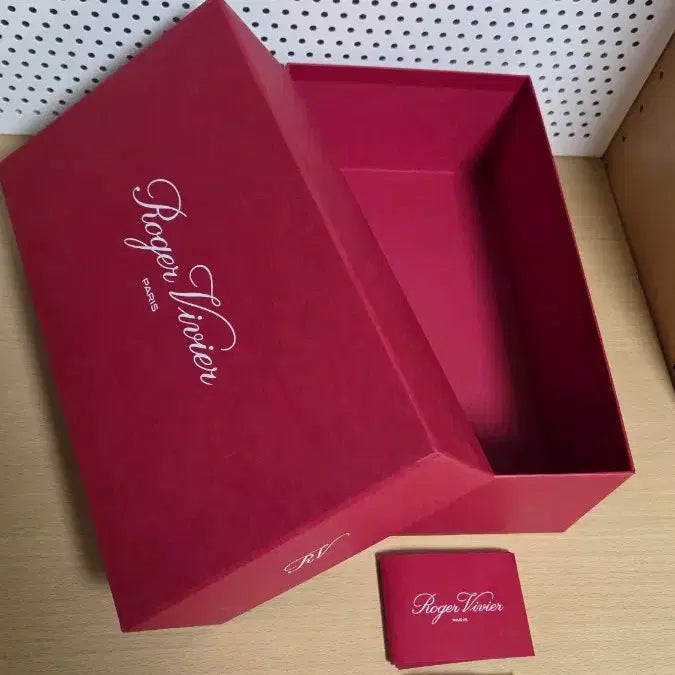 [BUNJANG] Roger Vivier Box / 로저비비에 박스 팝니다.