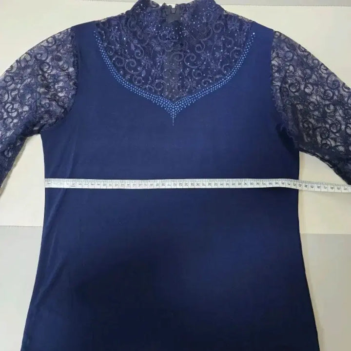 [SOLD OUT] 여성옷 레이스 소매 네이비 블라우스 셔츠