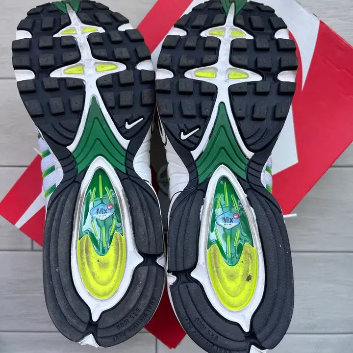 [BUNJANG] Nike Air Tailwind Sneakers / 나이키 에어 테일윈드 흰/검/형광 운동화