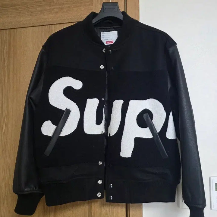 [BUNJANG] Supreme Big Logo Varsity Jacket Black / [S] 슈프림 빅로고 샤닐 바시티 자켓 블랙