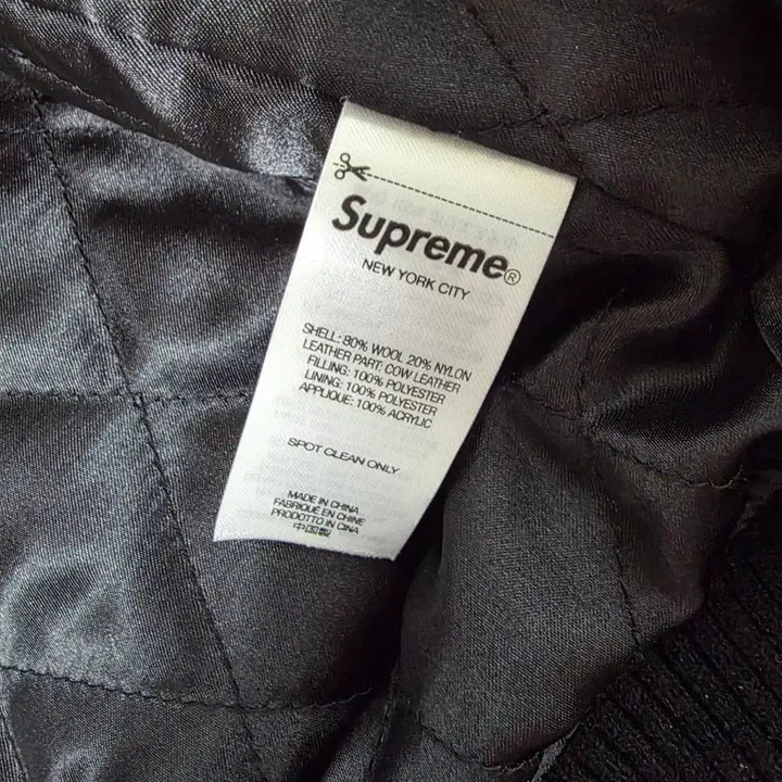 [BUNJANG] Supreme Big Logo Varsity Jacket Black / [S] 슈프림 빅로고 샤닐 바시티 자켓 블랙