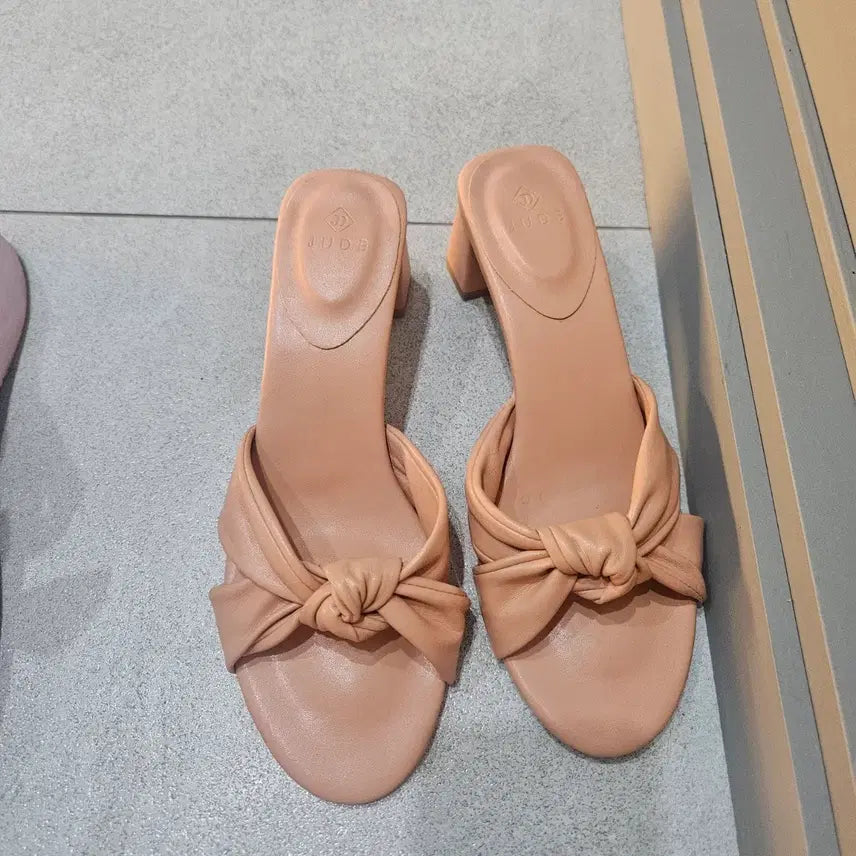 [BUNJANG] JUDE MULE Sandals / JUDE 쥬드 뮬 샌들 핑크 베이지