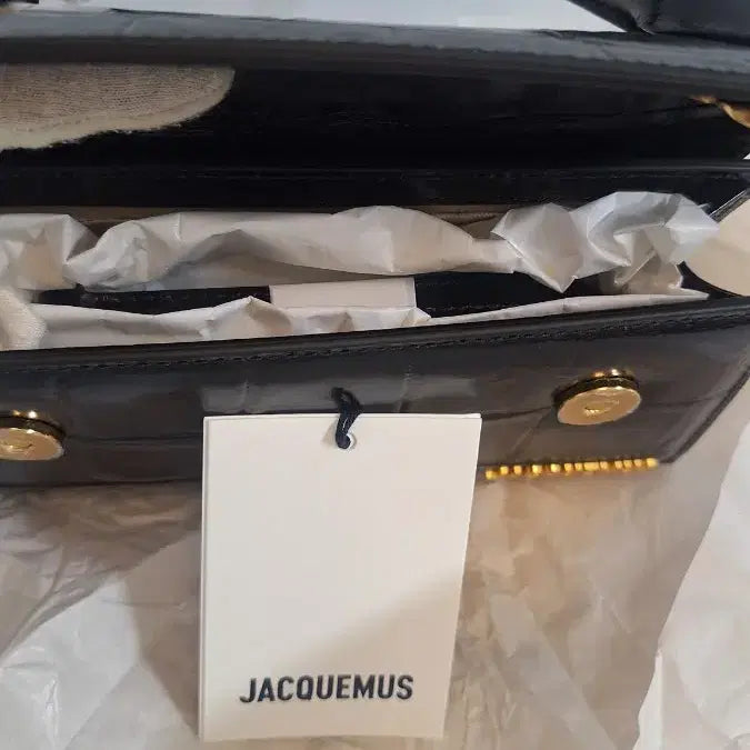 [BUNJANG] Jacquemus Le Chiquito Long Boucle Bag / [미시착 새상품] 자크뮈스 르 치키토 롱 부클레백