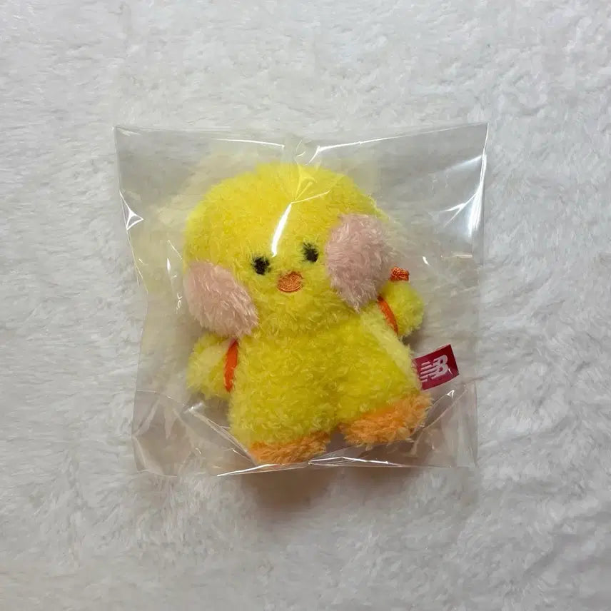 [BUNJANG] New Balance Line Friends MiniNi Sally Dolling Keyring / 미사용새상품 뉴발란스 라인프렌즈 미니니 샐리니셀리니 기본마스코트 인형키링
