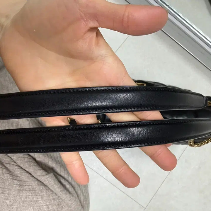 [BUNJANG] Saint Laurent Loulou Puffer Medium Shoulder Bag / 생로랑 루루푸퍼 미디움 금장(나파가죽)