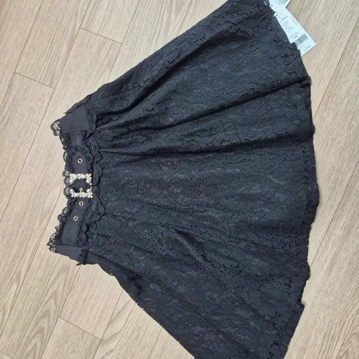 [BUNJANG] Rosita Full Lace Pleats Skirt Black / 로지타 전체 레이스 플리츠 스커트 블랙