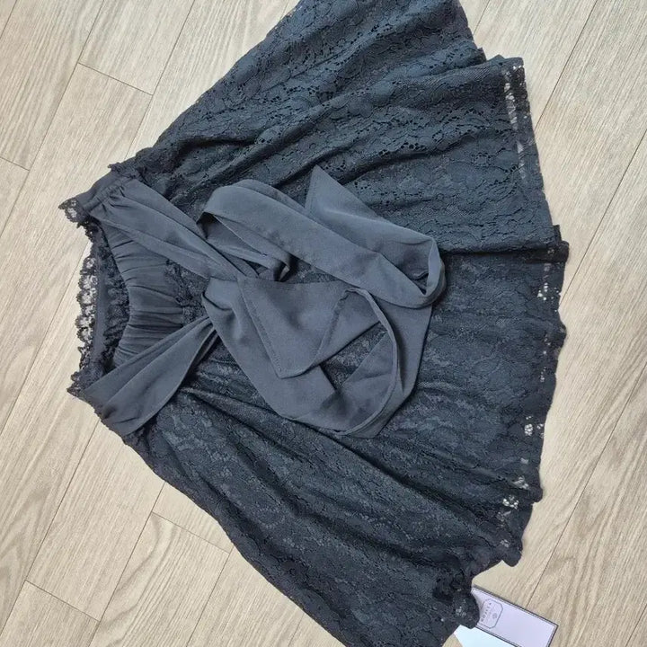 [BUNJANG] Rosita Full Lace Pleats Skirt Black / 로지타 전체 레이스 플리츠 스커트 블랙