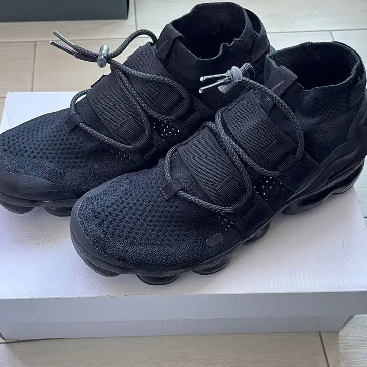 [BUNJANG] Nike Air VaporMax Black Sneakers / 나이키 에어 베이퍼맥스 블랙 운동화