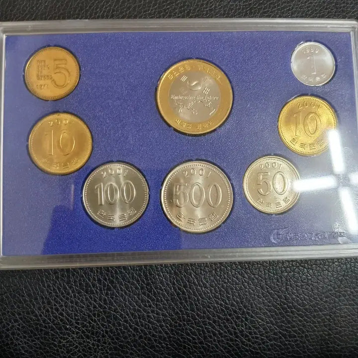 [BUNJANG] 2001 Kookmin Bank Merger Commemorative Coin Set / 2001년 국민 주택은행 합병기념 주화세트 (특A급)